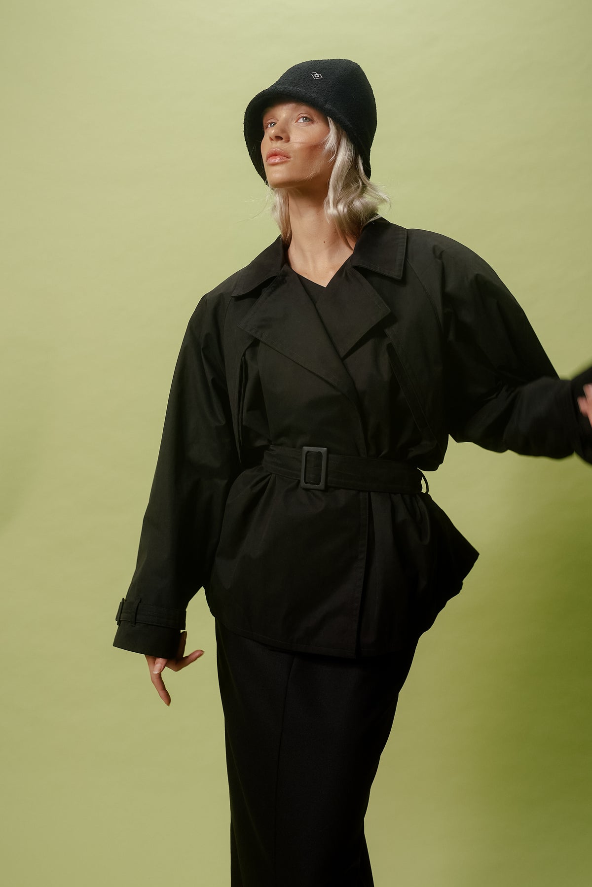 BLACK BOUCLÉ CLOCHE HAT