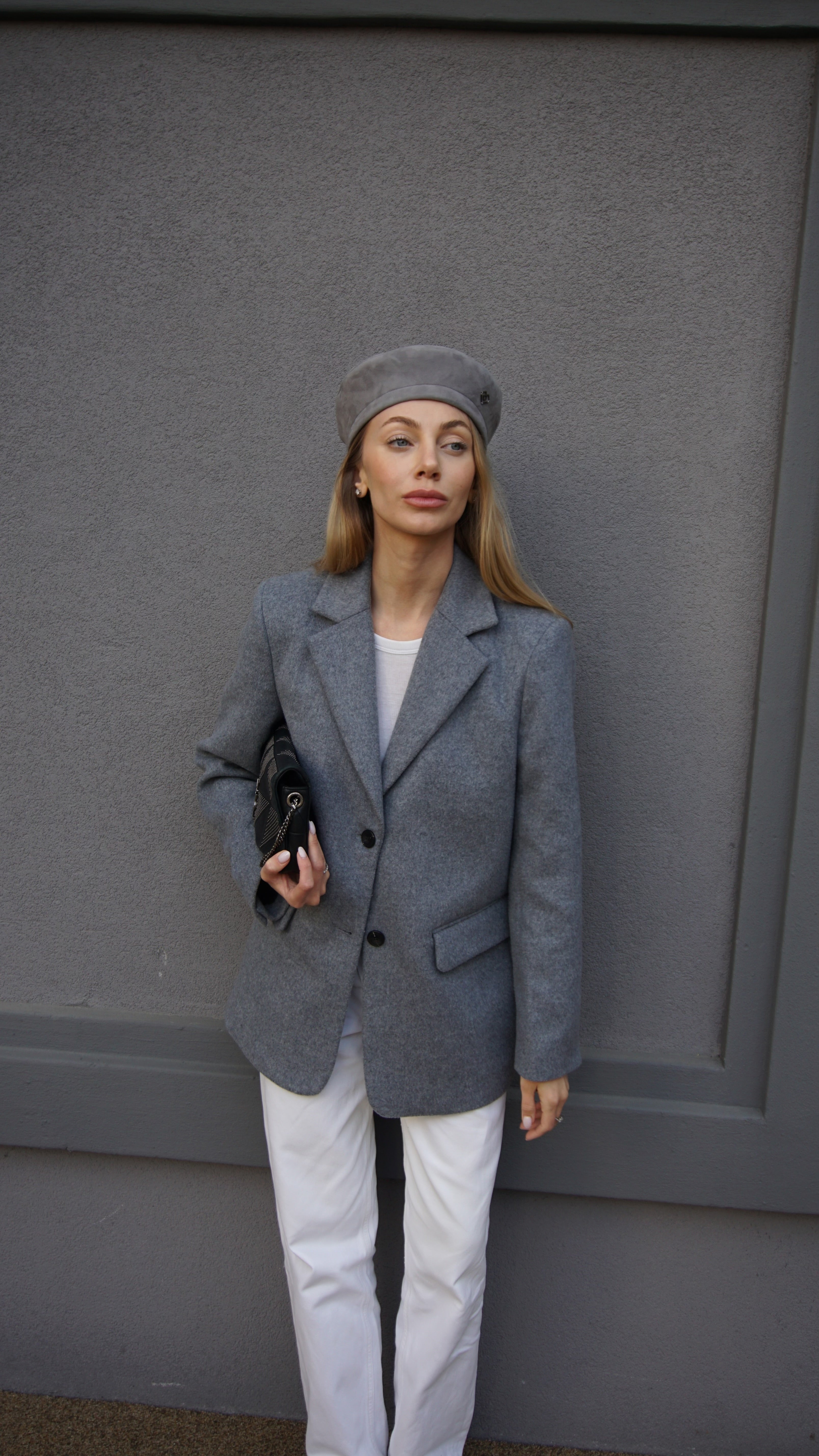 Suede leather grey beret