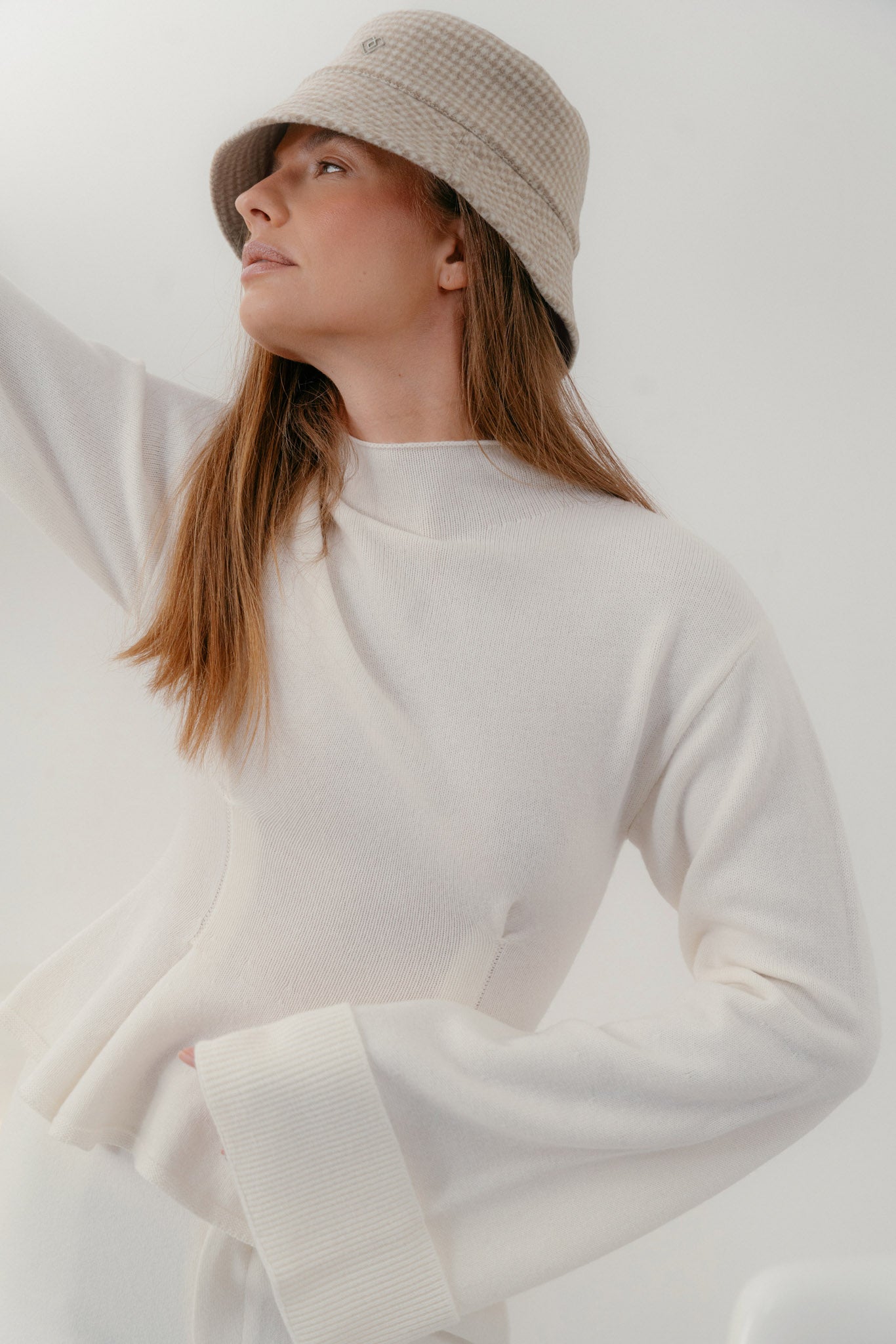 Light brown wool bucket hat