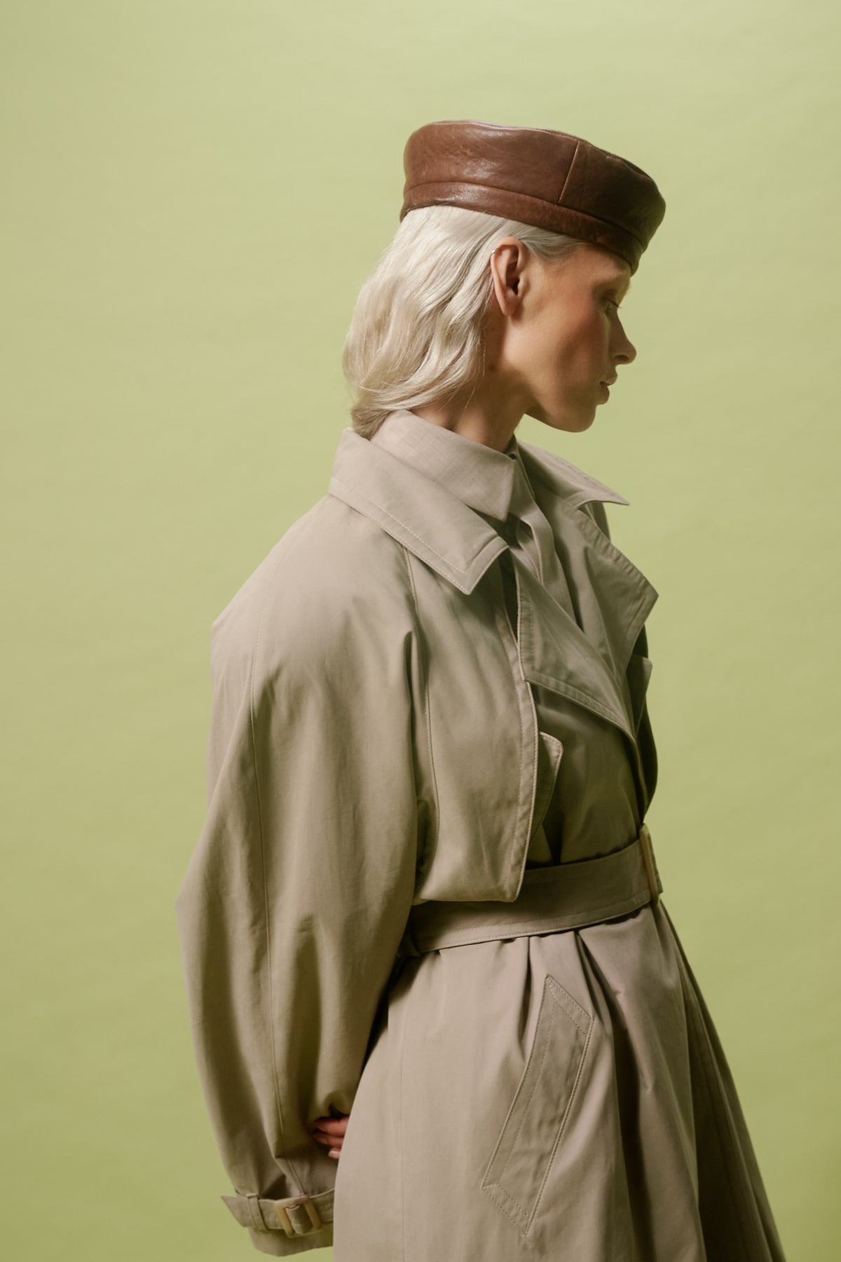 LIMITED VINTAGE BROWN LEATHER BERET